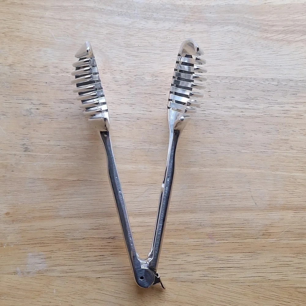 Metal Tomato Slicer